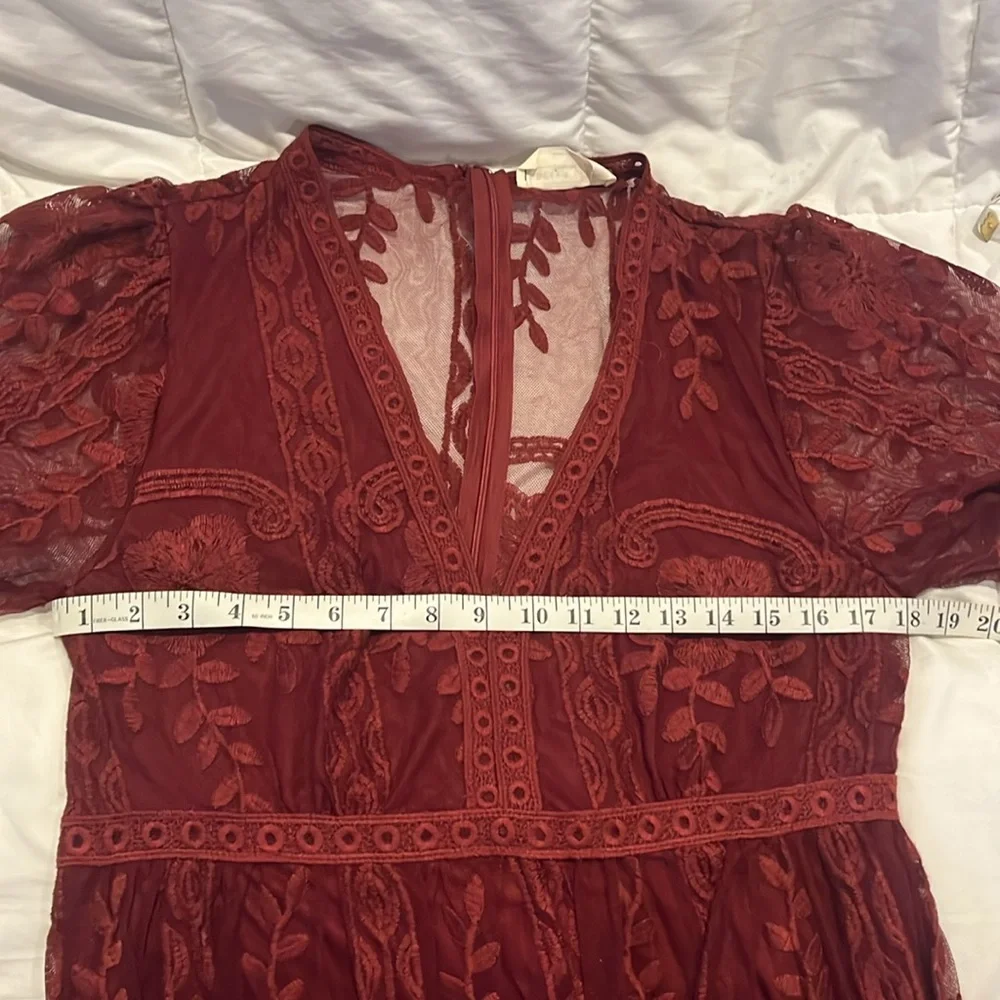 BELLA ELLA BOUTIQUE XL Light My Fire Deep V Neck Lace Wine Maxi Dress - Picture 13 of 16